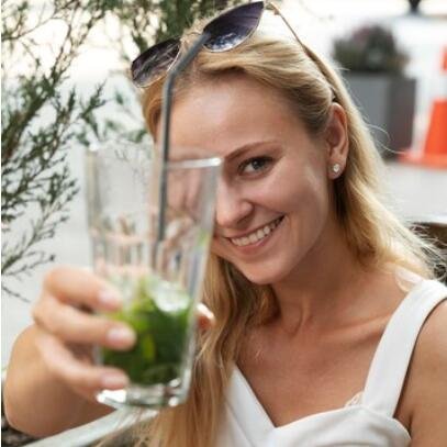 People presented in an online live profile gallery